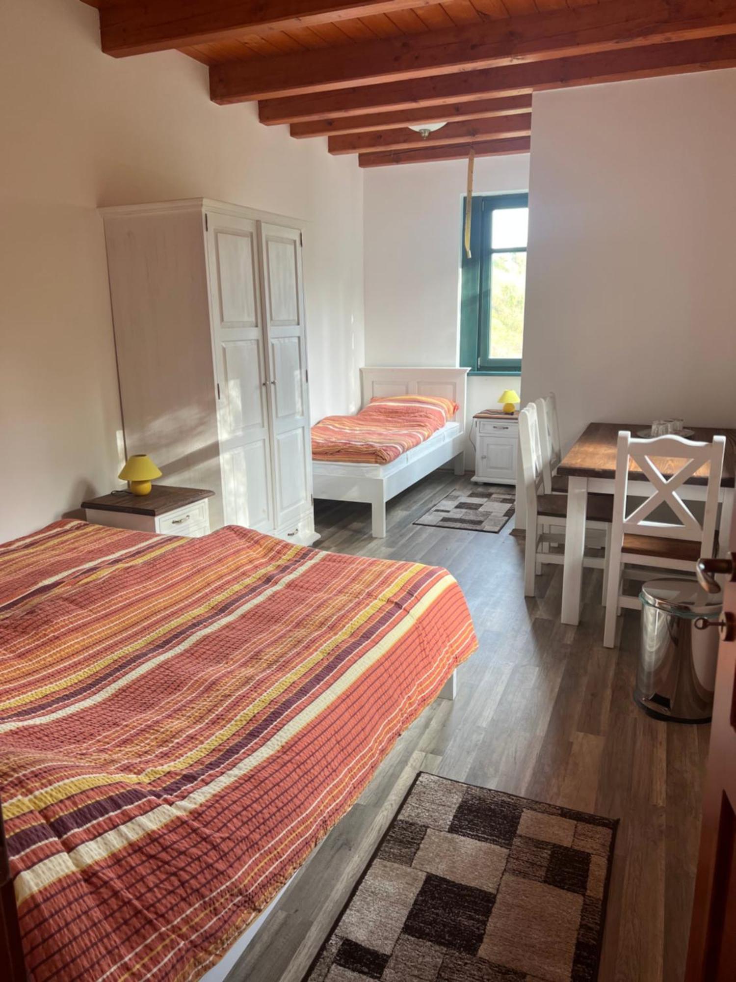 Hotel Vendeghaz Petoerke à Bárdudvarnok Extérieur photo